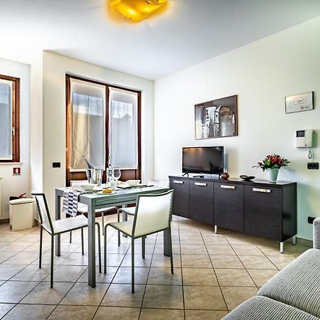Casa Vacanze Arianna 罗西亚 外观 照片