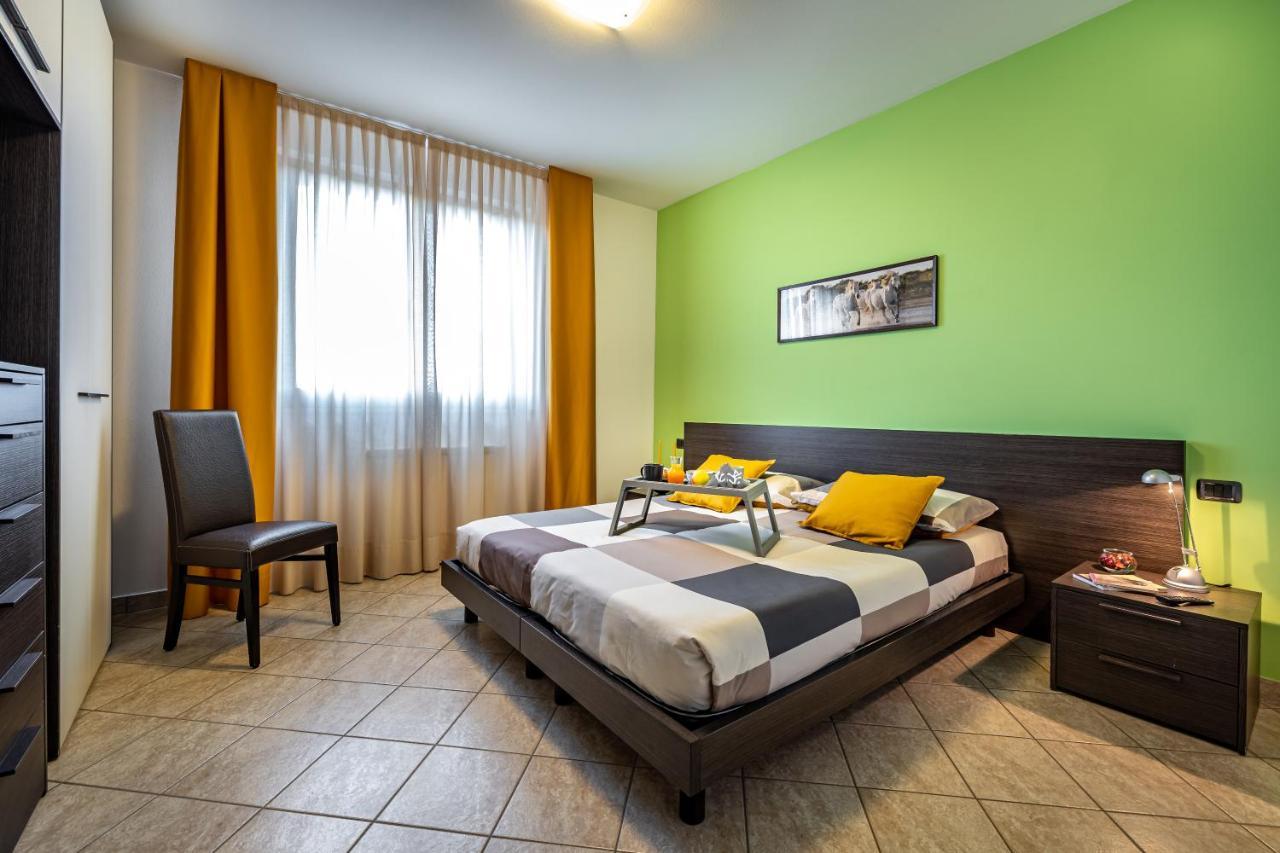 Casa Vacanze Arianna 罗西亚 外观 照片