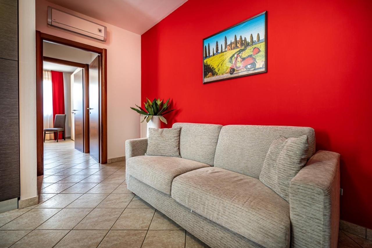 Casa Vacanze Arianna 罗西亚 外观 照片